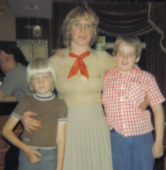 Me and Neil Keegan with one of the waitresses at the Kenbarry Hotel. I think her name was Berni. She was Swiss. Or Swedish. Or French?